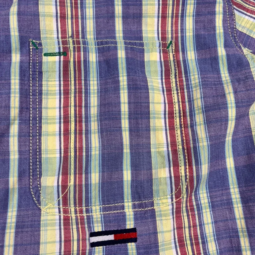 VTG Tommy Jeans Mens M Plaid Short Sleeve Button Down Shirt Multi-Color Cotton